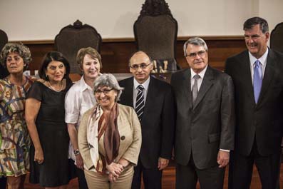 Participants en la signatura del conveni.